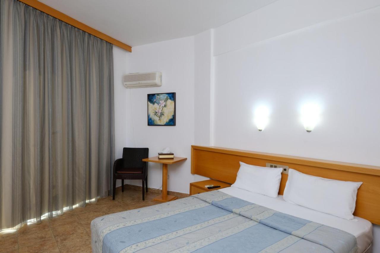 Flamingo Beach Hotel Larnaca Ngoại thất bức ảnh
