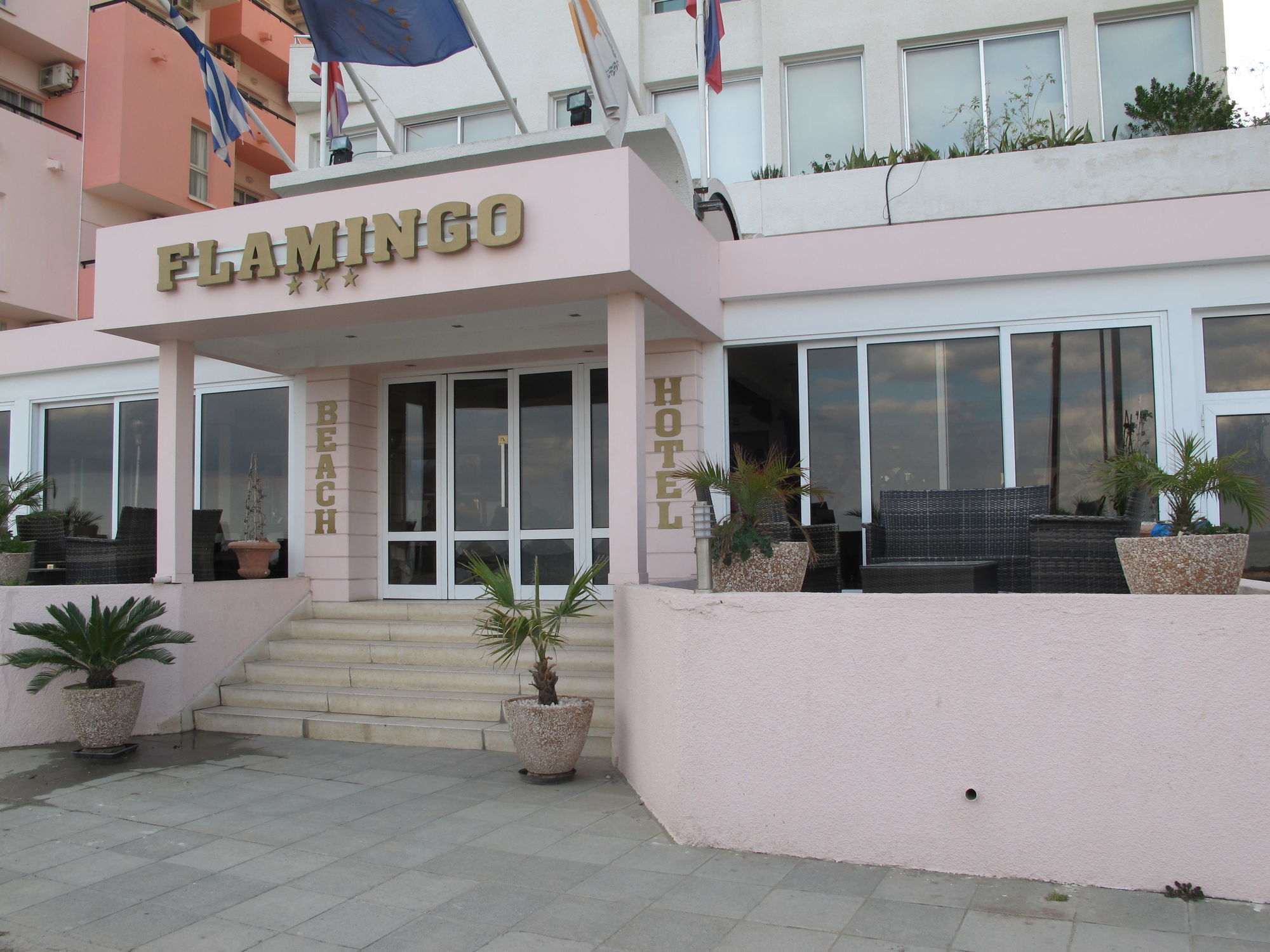 Flamingo Beach Hotel Larnaca Ngoại thất bức ảnh