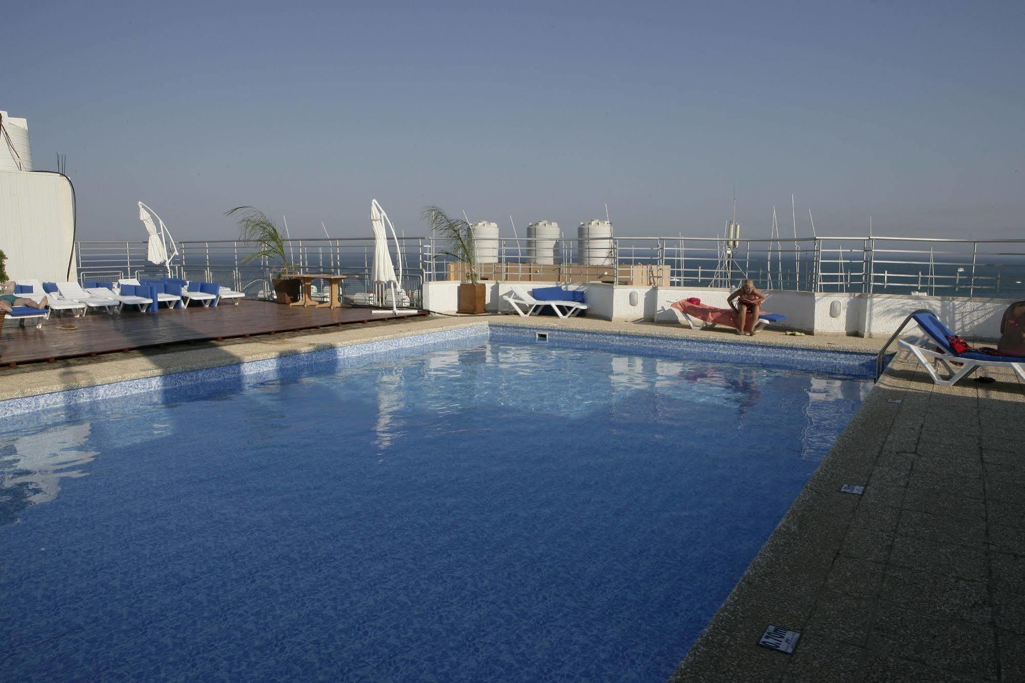 Flamingo Beach Hotel Larnaca Ngoại thất bức ảnh